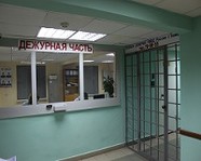 В Ворошиловском районе двое безработных ограбили прохожего
