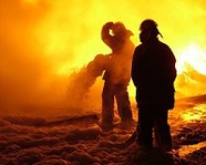 В Волгограде пожарные спасли из горящего дома два человека