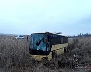 Под Волгоградом автобус улетел в кювет