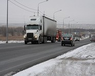 В Волгоградской области дорожники устраняют последствия снегопада