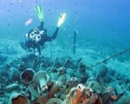 У берегов Кипра нашли затонувший корабль с тысячей древних амфор