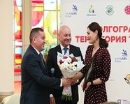 Волгоградская учительница получила квартиру в подарок от губернатора