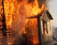 Под Волгоградом при пожаре погибли три человека