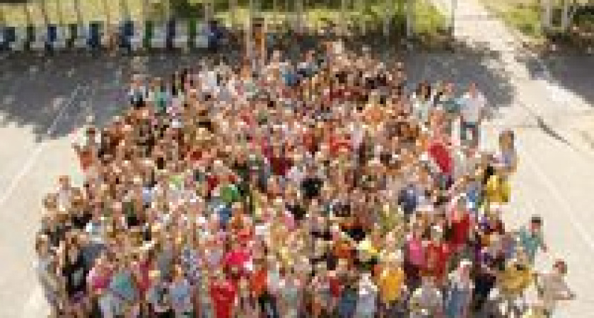 Почти 8800 волгоградских детей отправились в летние лагеря