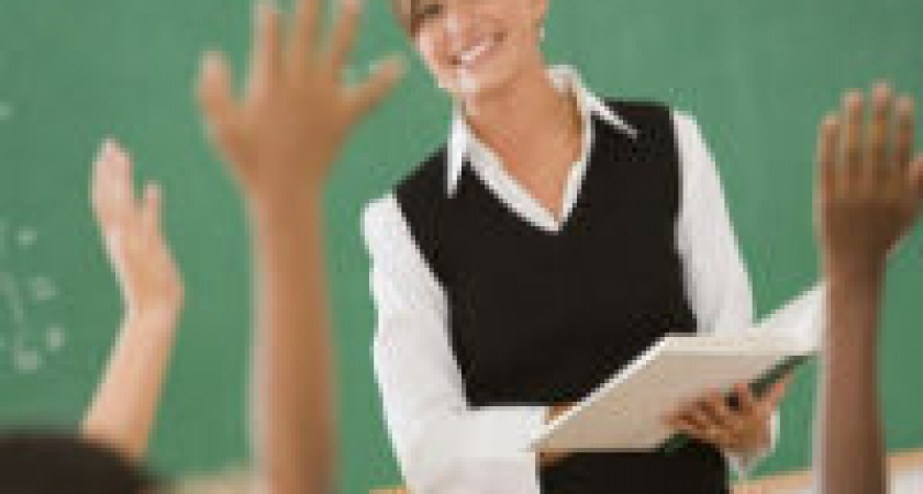 Жителей Волгограда и области приглашают к участию в акции «Любимый учитель»